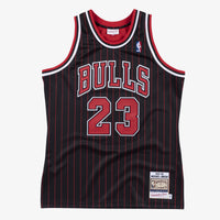 Chicago Bulls Mitchell & Ness Authentic Jersey Michael Jordan 1995-96