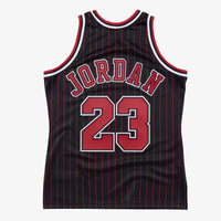 Chicago Bulls Mitchell & Ness Authentic Jersey Michael Jordan 1995-96