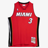 Miami Heat Mitchell & Ness Swingman Jersey Alternate Dwayne Wade 2005-06